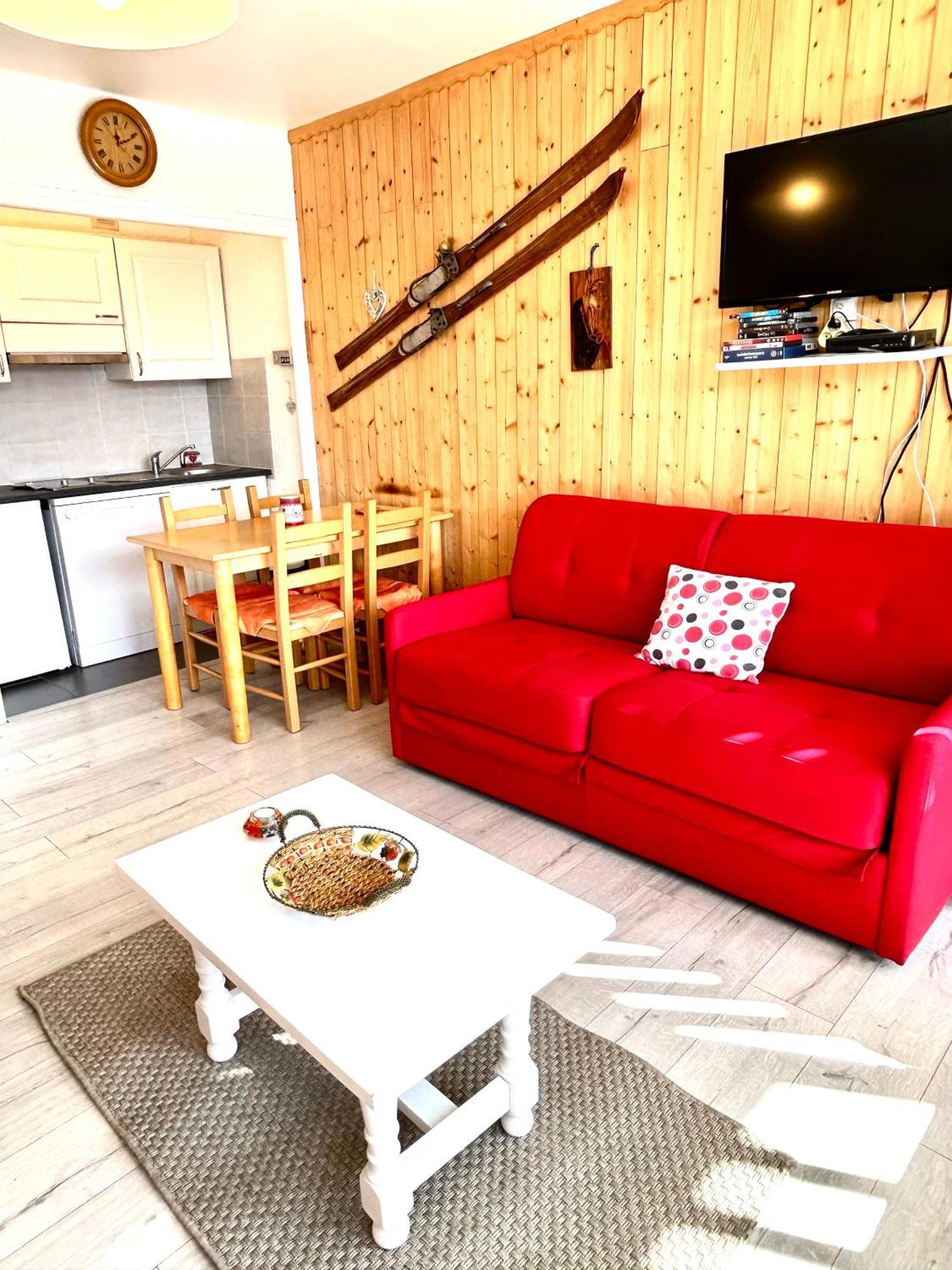 Apartment Le Diable: Ski-in/ski-out With Panoramic Views